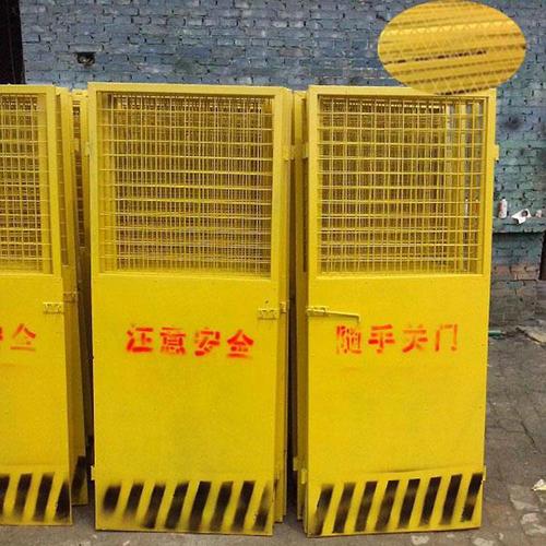 工厂电梯门|施工安全防护门|钢板状护栏网